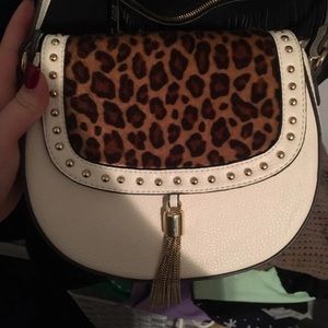 Leopard crossbag